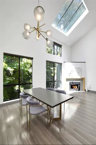 13331 Moorpark Street 333, Sherman Oaks, California 91423