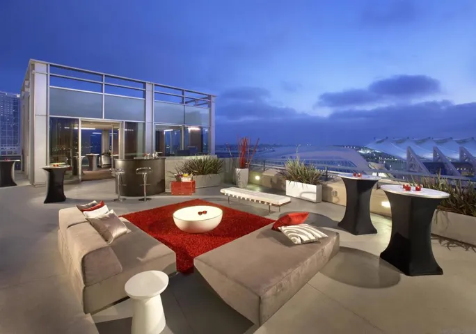 207 5th Ave. 724, San Diego, California 92101