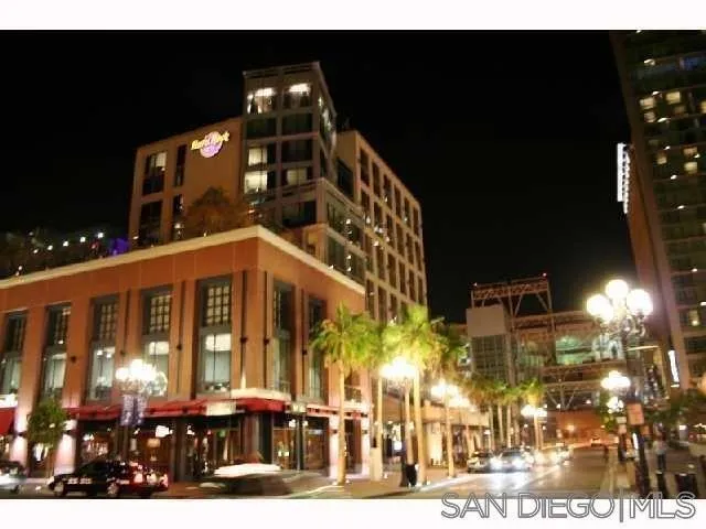 207 5th Ave. 724, San Diego, California 92101