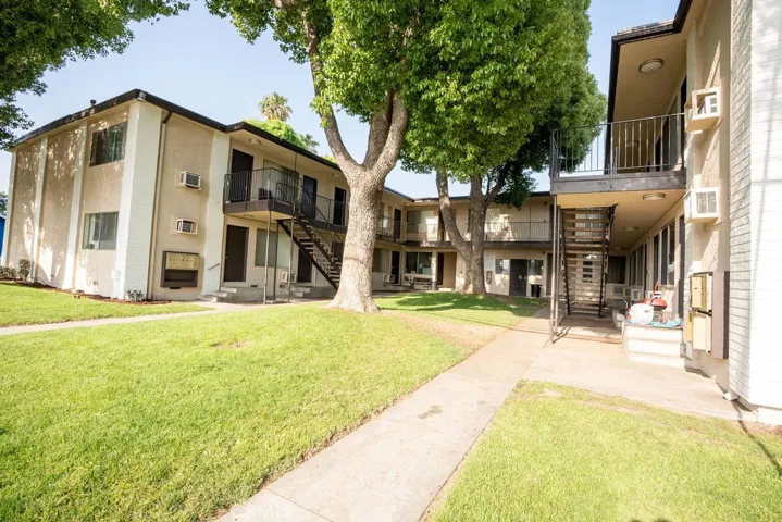 1699 N Arrowhead Avenue, San Bernardino, California 92405