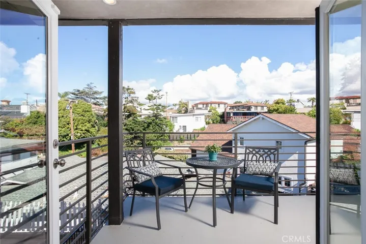 345 La Jolla Drive, Newport Beach, California 92663