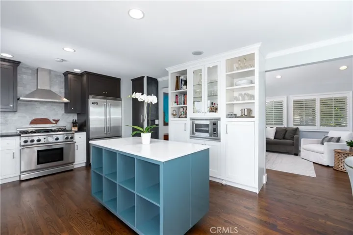 345 La Jolla Drive, Newport Beach, California 92663