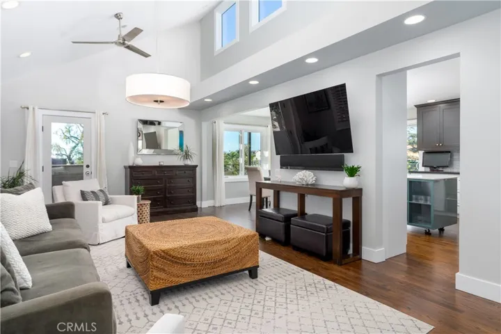 345 La Jolla Drive, Newport Beach, California 92663