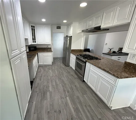 7548 Valley View Street, Buena Park, California 90620