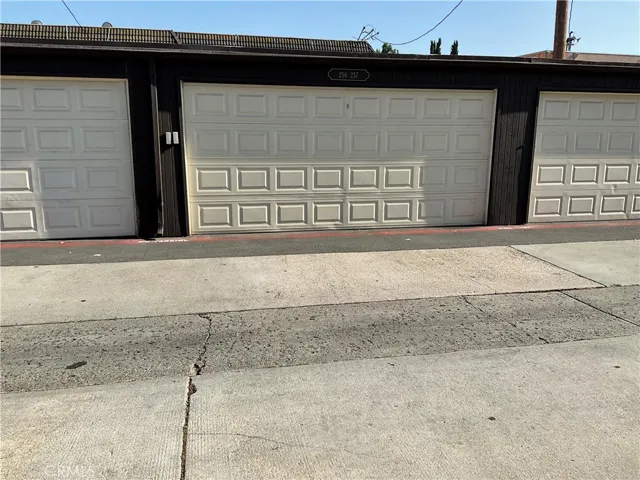 2 Car Detached Garage