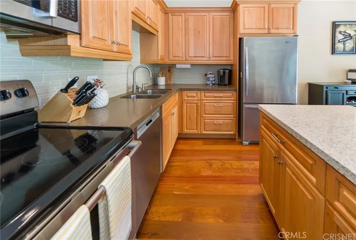 818 Camino Real 207, Redondo Beach, California 90277