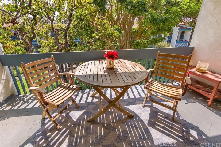 818 Camino Real 207, Redondo Beach, California 90277