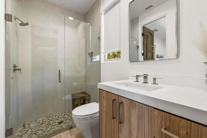 38.1-65-web-or-mls-2H8A6679