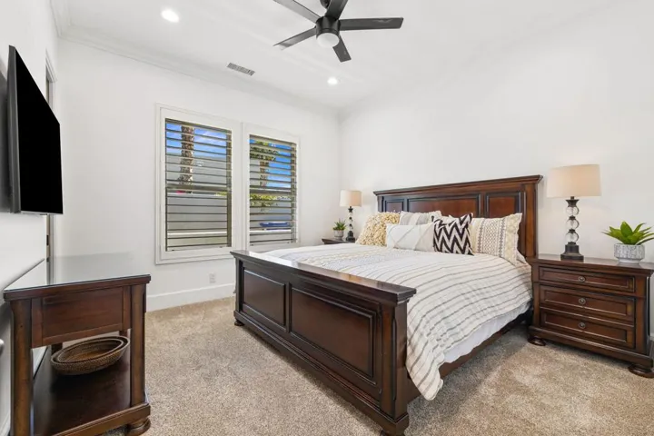 37.9-63-web-or-mls-2H8A6684