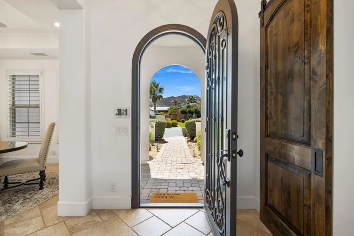 6.1-39-web-or-mls-2H8A6809