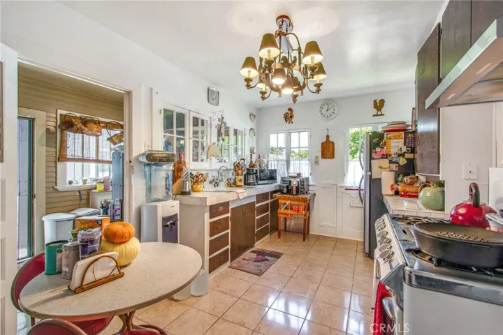 1801 W 39th Street, Los Angeles, California 90062