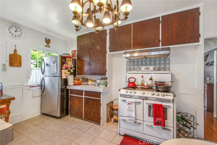 1801 W 39th Street, Los Angeles, California 90062