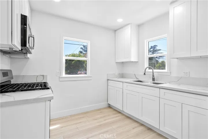2240 6th Street Back House, La Verne, California 91750