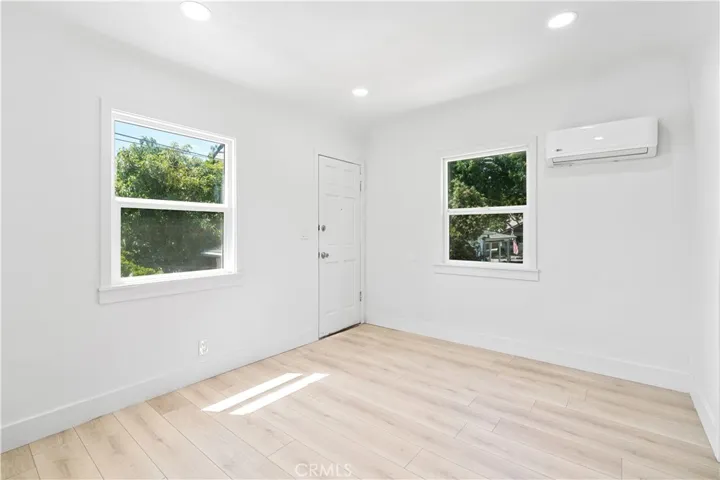 2240 6th Street Back House, La Verne, California 91750