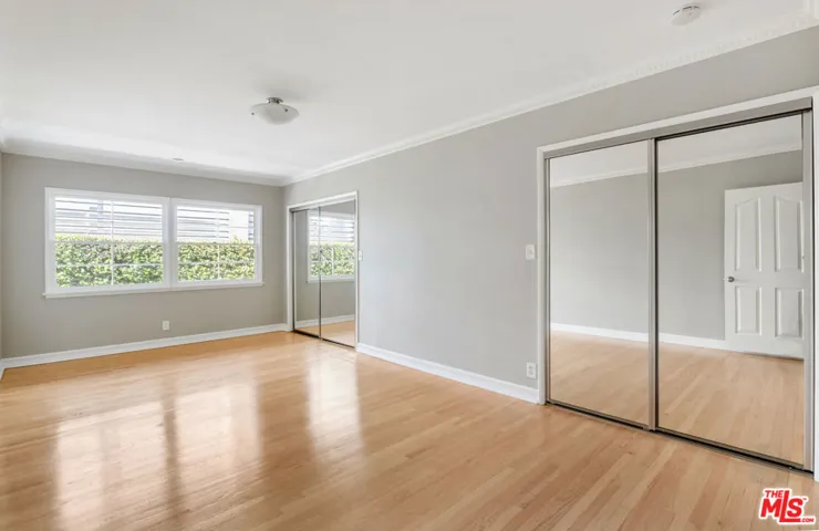 1535 Glenmont Drive, Glendale, California 91207