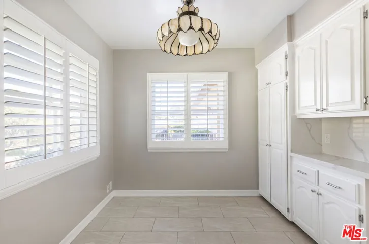 1535 Glenmont Drive, Glendale, California 91207