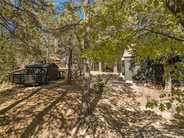 This mountain home has it all!