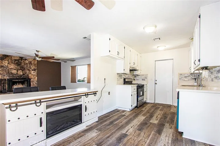 12812 Yellowstone Avenue, Victorville, California 92395