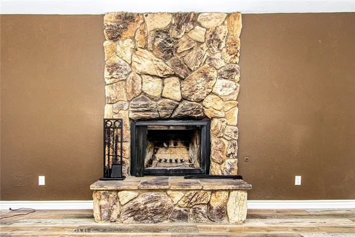 12812 Yellowstone Avenue, Victorville, California 92395