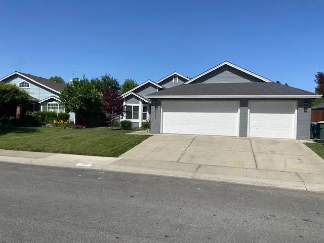 1267 Johnathan Drive, Yuba City, California 95993