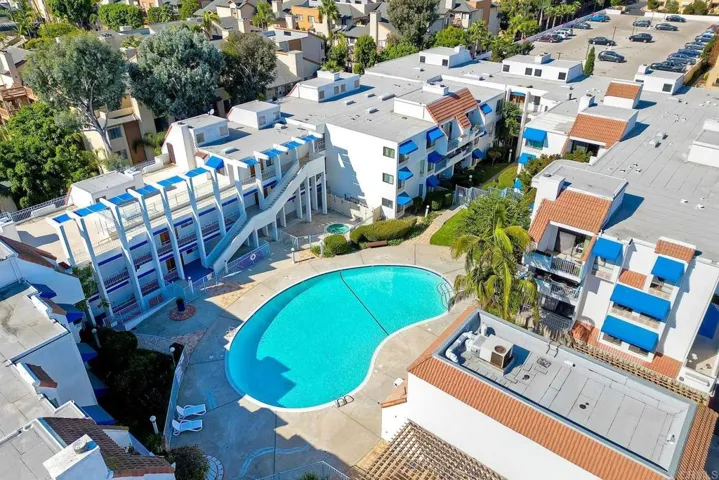 8338 Regents 1-o, San Diego, California 92122