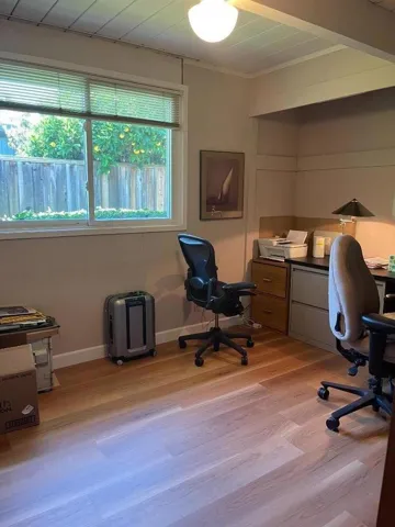 372 Creekside Drive, Palo Alto, California 94306