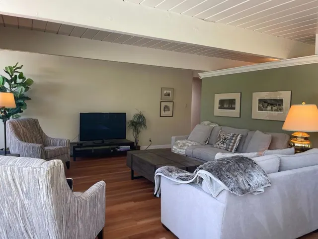 372 Creekside Drive, Palo Alto, California 94306
