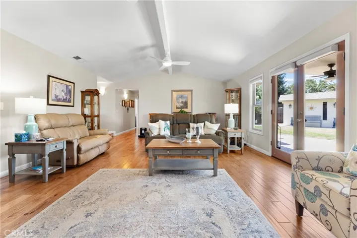 1566 E Ben Franklin Avenue, Tulare, California 93274