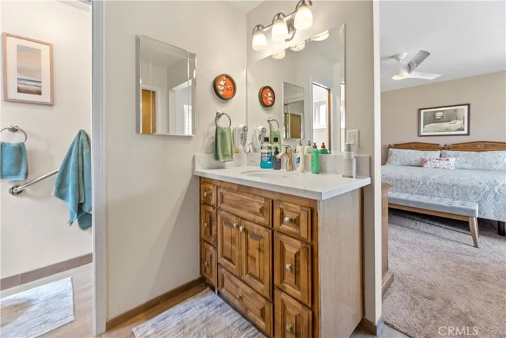 1566 E Ben Franklin Avenue, Tulare, California 93274