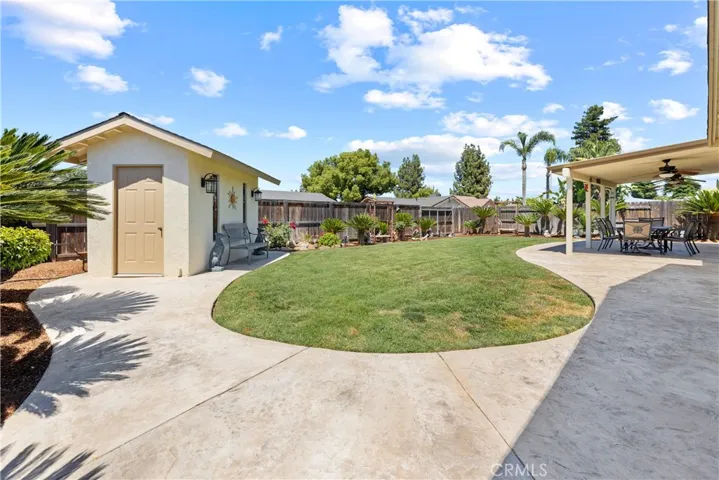 1566 E Ben Franklin Avenue, Tulare, California 93274