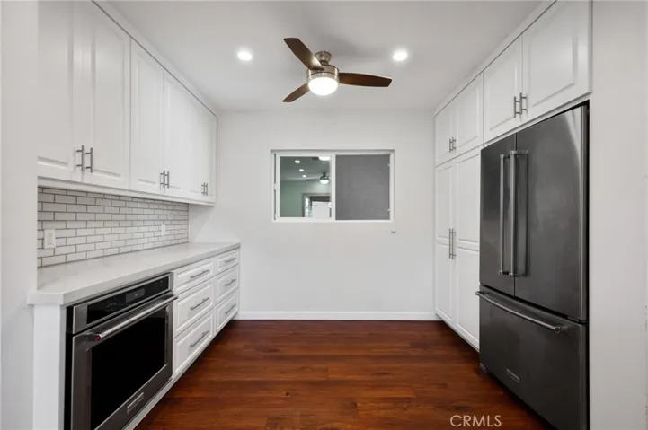 2030 Santa Rena Drive, Rancho Palos Verdes, California 90275