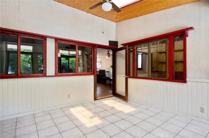 2030 Santa Rena Drive, Rancho Palos Verdes, California 90275