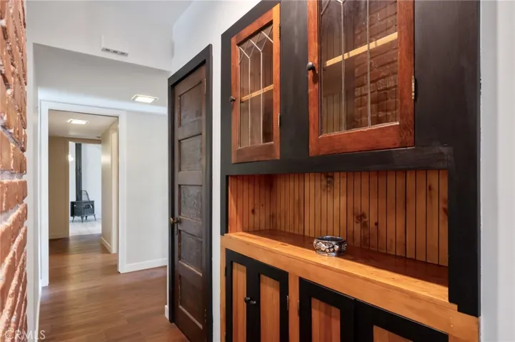 2030 Santa Rena Drive, Rancho Palos Verdes, California 90275