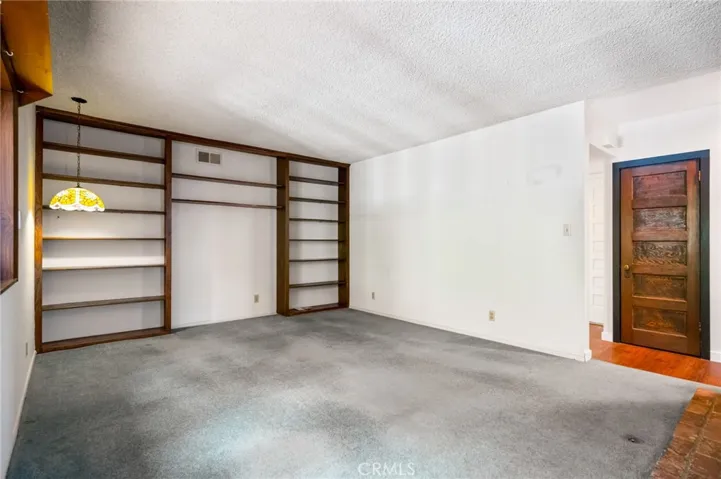 2030 Santa Rena Drive, Rancho Palos Verdes, California 90275