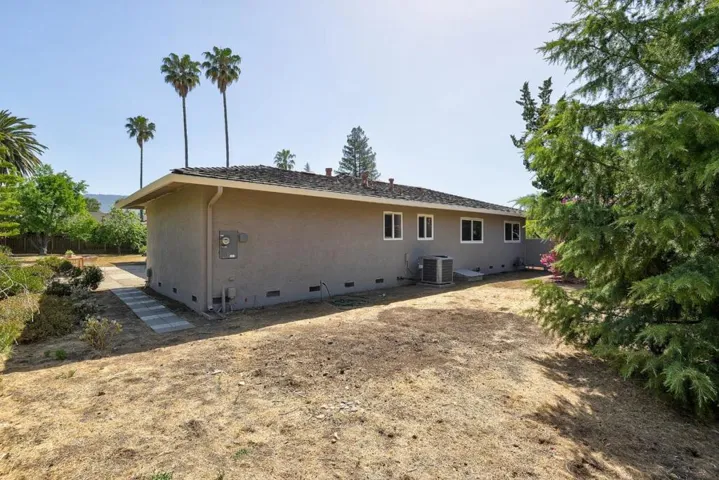 19640 Junipero Way, Saratoga, California 95070