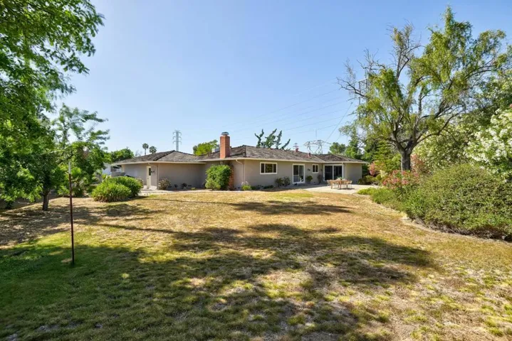 19640 Junipero Way, Saratoga, California 95070