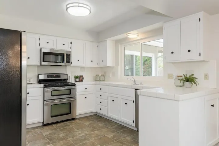 19640 Junipero Way, Saratoga, California 95070