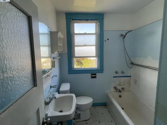 1047 Plymouth Ave, San Francisco, California 94112