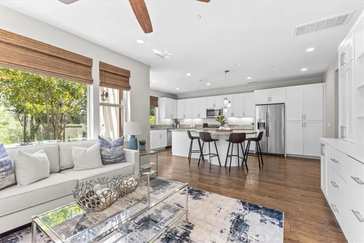 18 Sage, Lake Forest, California 92630