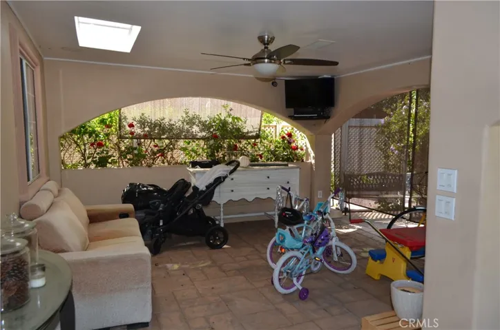 3195 Royal Oaks Drive, Thousand Oaks, California 91362