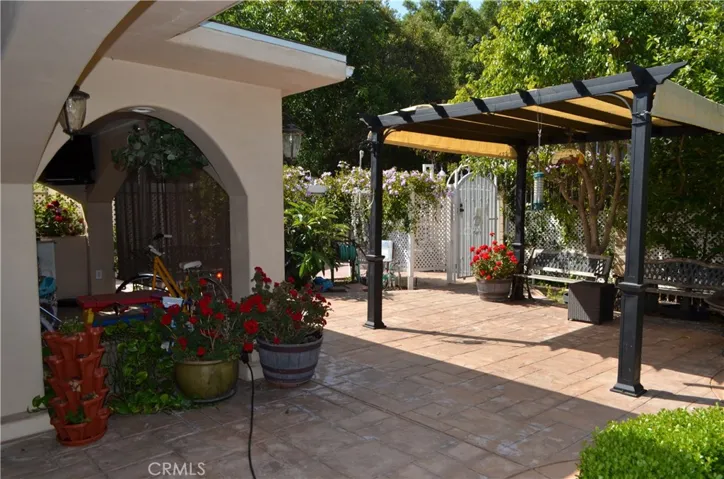 3195 Royal Oaks Drive, Thousand Oaks, California 91362