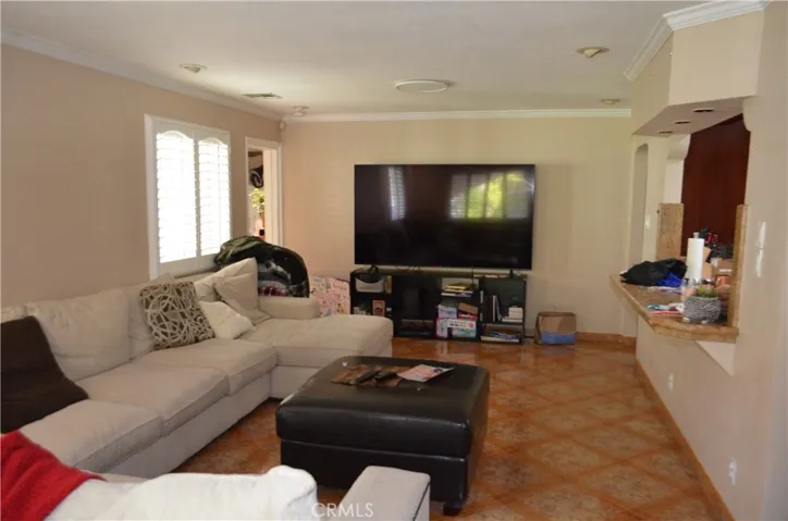3195 Royal Oaks Drive, Thousand Oaks, California 91362