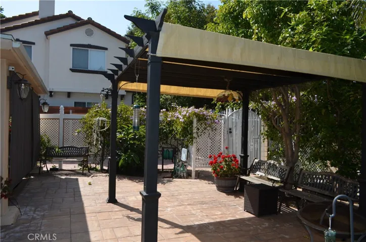 3195 Royal Oaks Drive, Thousand Oaks, California 91362