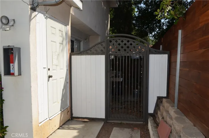 3195 Royal Oaks Drive, Thousand Oaks, California 91362