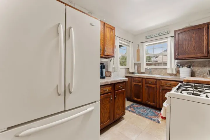 136 Arthur Road, Watsonville, California 95076