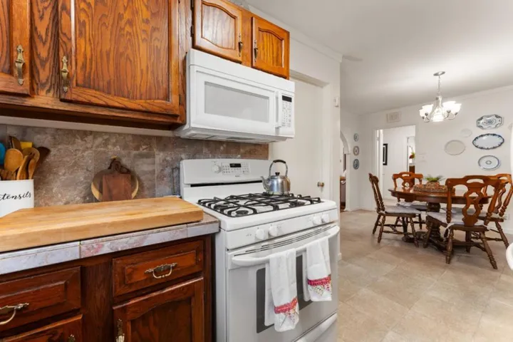 136 Arthur Road, Watsonville, California 95076