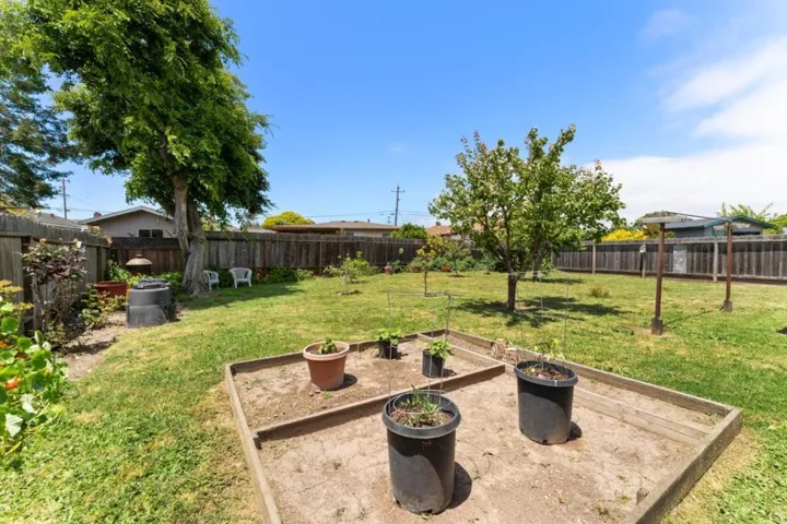 136 Arthur Road, Watsonville, California 95076
