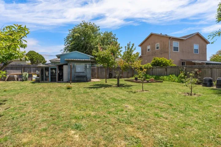 136 Arthur Road, Watsonville, California 95076