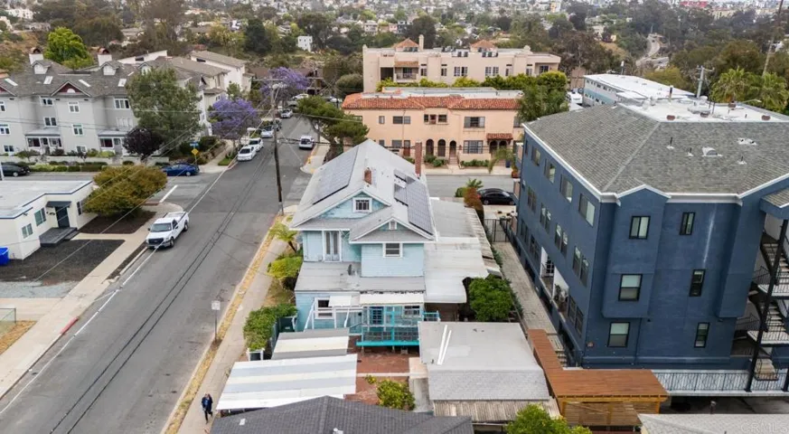 429 Arbor Drive, San Diego, California 92103