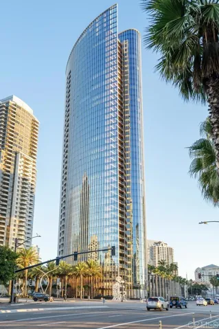 888 W E Street 1304, San Diego, California 92101